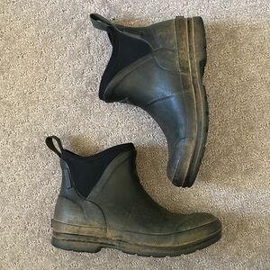 MUCK BOOTS black waterproof ankle boots, Women's 5 (36).